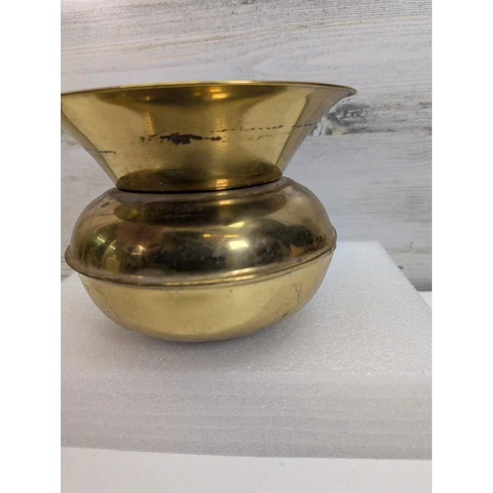 Vintage Brass Spittoon Cuspidor Small Bowl Made‎ In England Rustic Decor Planter